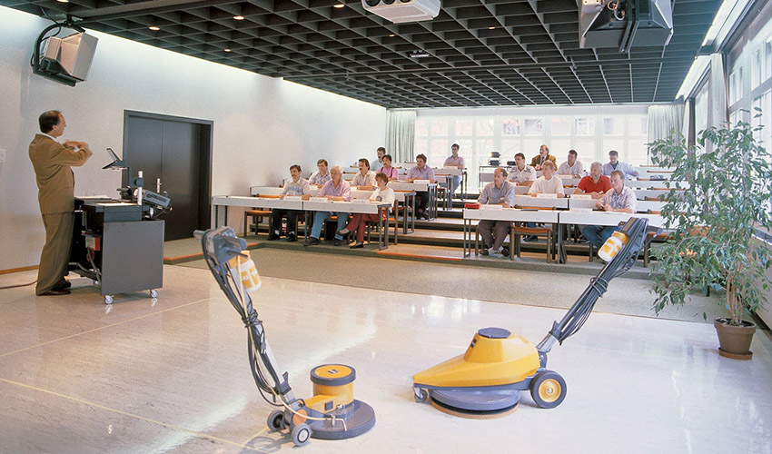 1984-training-centre-850x500